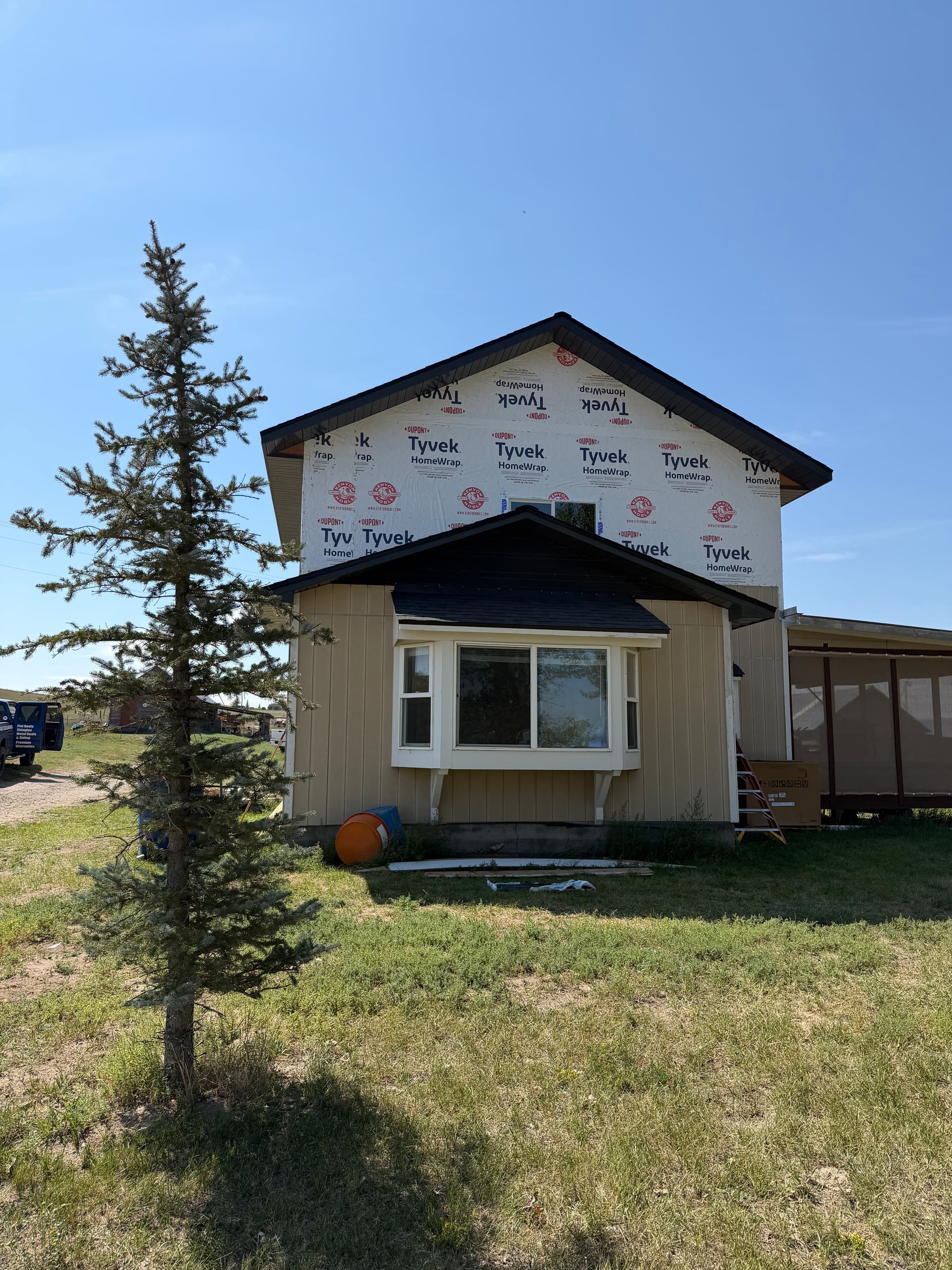 Gallery photos for 50-Year Malarkey Legacy Shingle Install on a Home Addition: Image #2