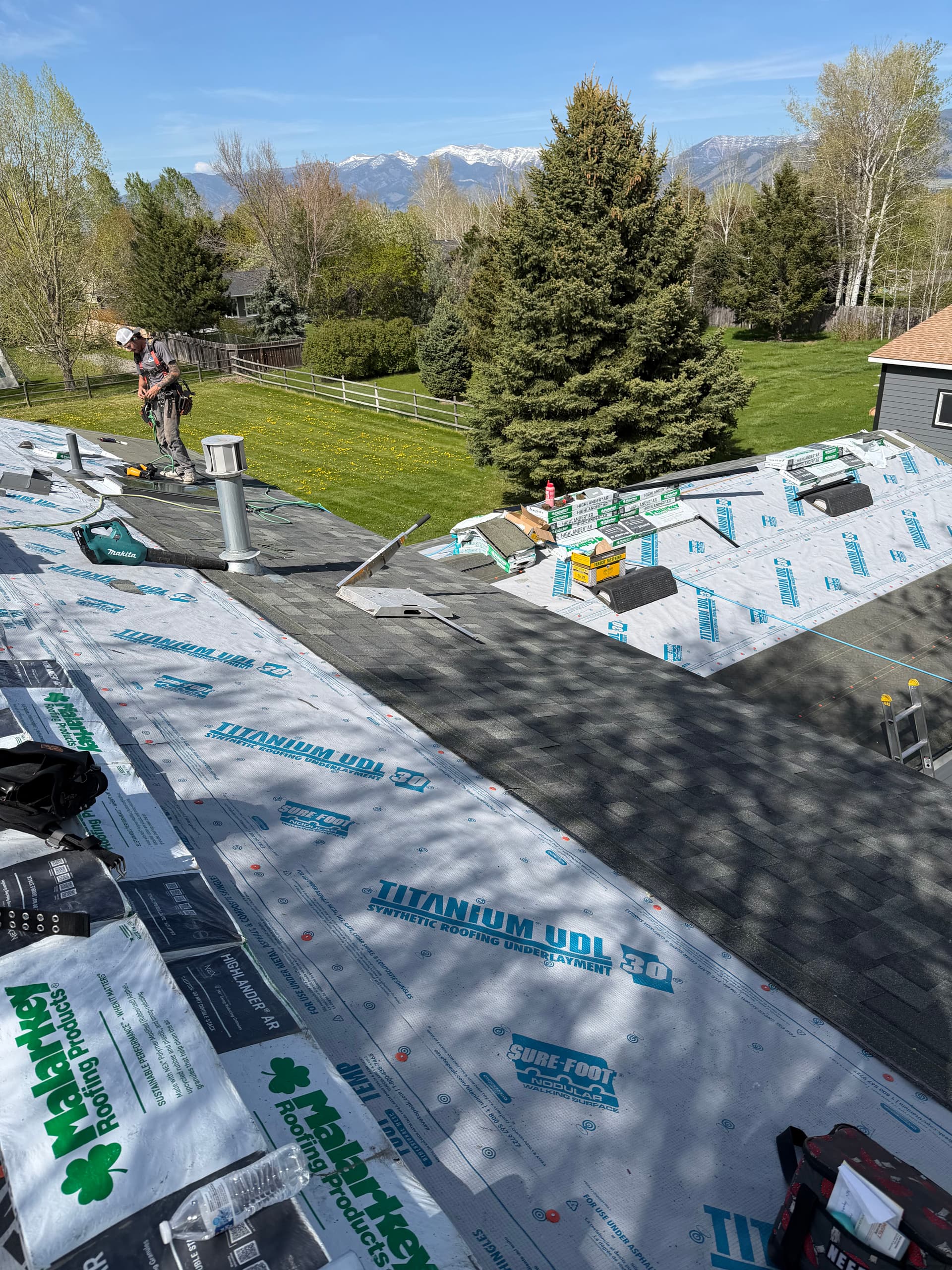 Malarkey Highlander Storm Grey Roof Replacement in Progress image