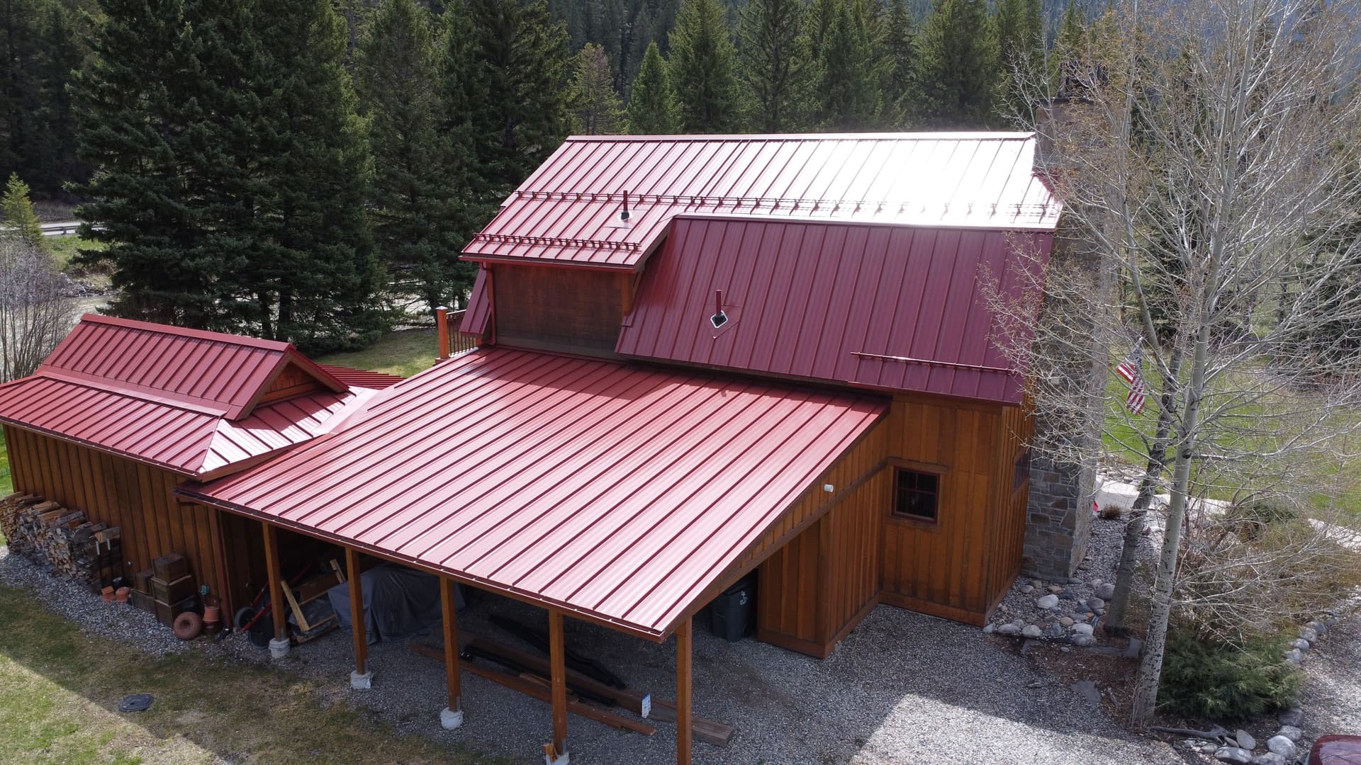 Gallery photos for Custom High-End Mechanical Lock Standing Seam Metal Roof on a Mountain Home: Image #2